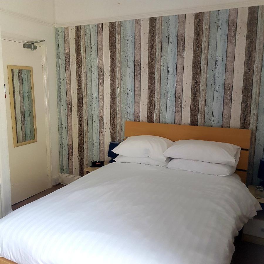 Bed and Breakfast Trentham House Paignton Esterno foto